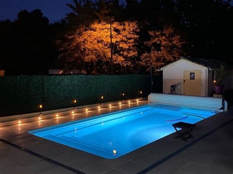 Éclairage de piscine
