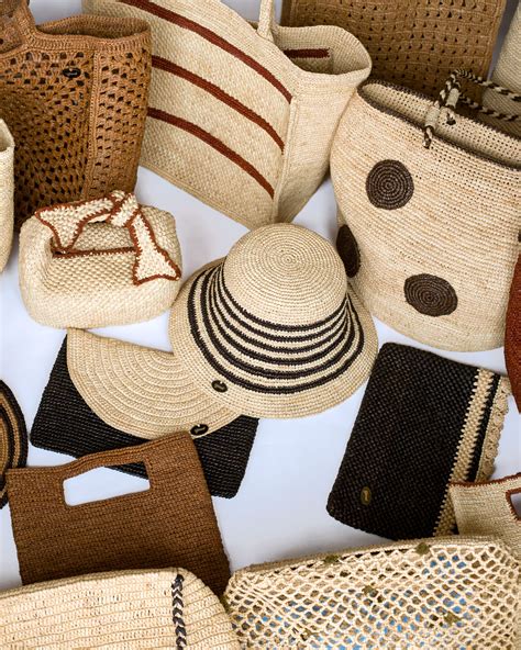 Artisanat de raphia à Madagascar