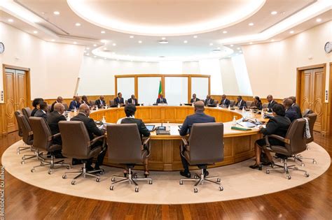 Associations gouvernement