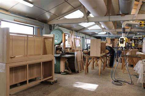 Atelier de fabrication de mobilier urbain