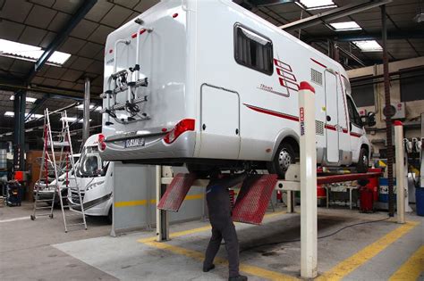 Atelier de réparation camping-car