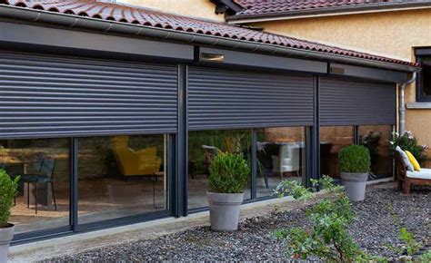 Avantages des volets roulants solaires