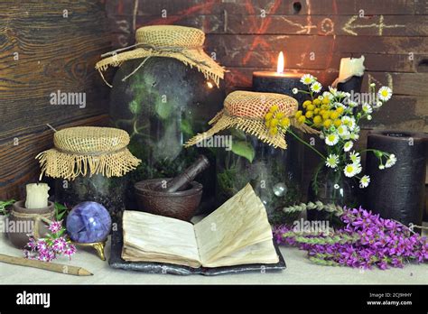 Bougies et herbes magiques