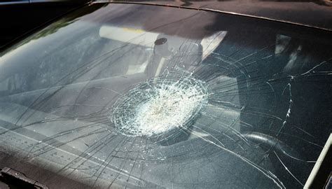 Bris de glace sur un pare-brise