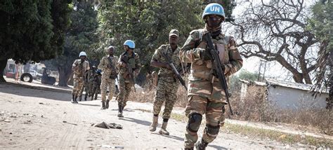 Casques bleus de la MINUSCA en patrouille en République Centrafricaine