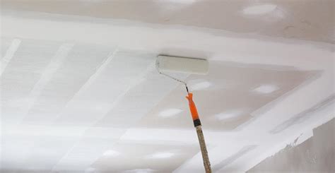 Comment peindre un plafond