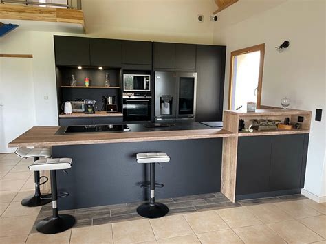 Cuisine moderne installée par LAVIBIEN SARL