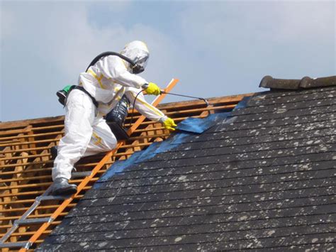 Désamiantage de toiture