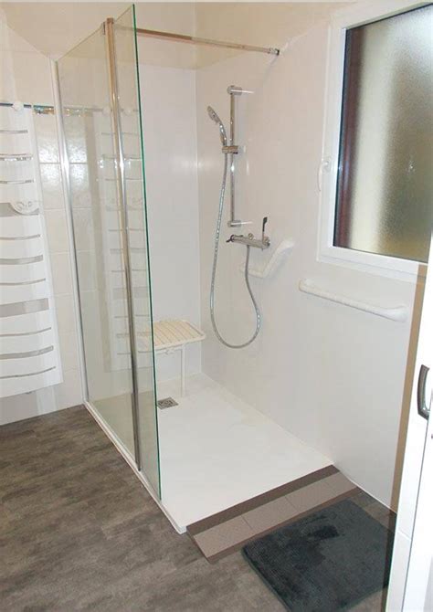 Douche sécurisée pour seniors