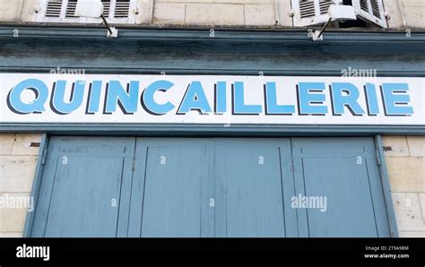 Façade de la Quincaillerie Pignet SAS