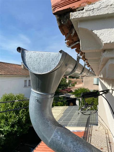 Installation de gouttières