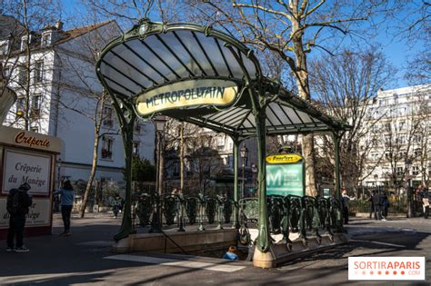 Kiosque des Abbesses à Paris