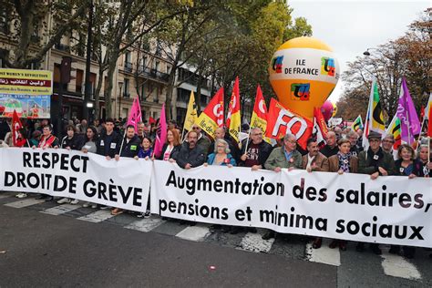 Manifestation pour le droit de grève