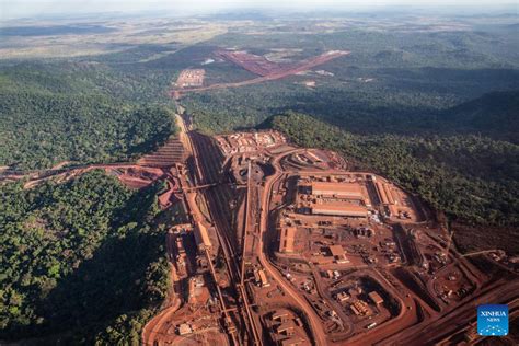 Mine de fer au Brésil