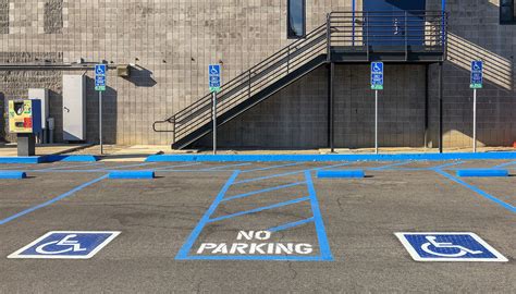 Parking accessible