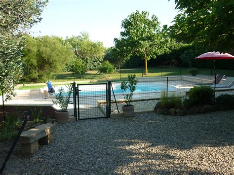 Piscine de l'Hôtel Lou Cigaloun