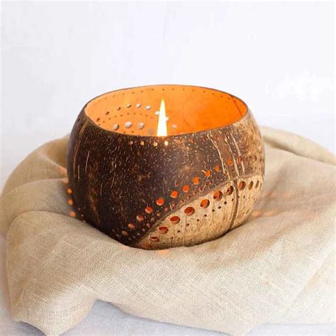 Porte-bougie en noix de coco