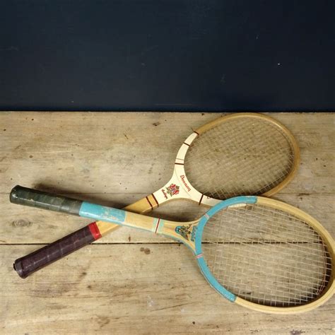 Raquettes de tennis en bois