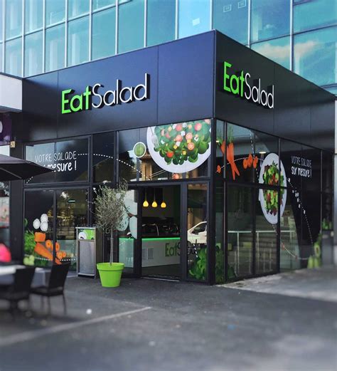 Restaurant Eat Salad