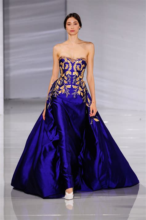 Robe de haute couture