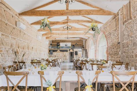 Salle de réception à l'Auberge de la Forêt