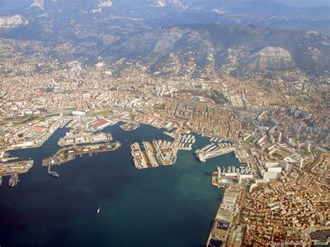Toulon vue du ciel