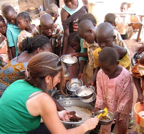 Volontaire humanitaire en Afrique