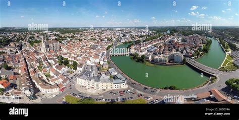 Vue aérienne de Meaux